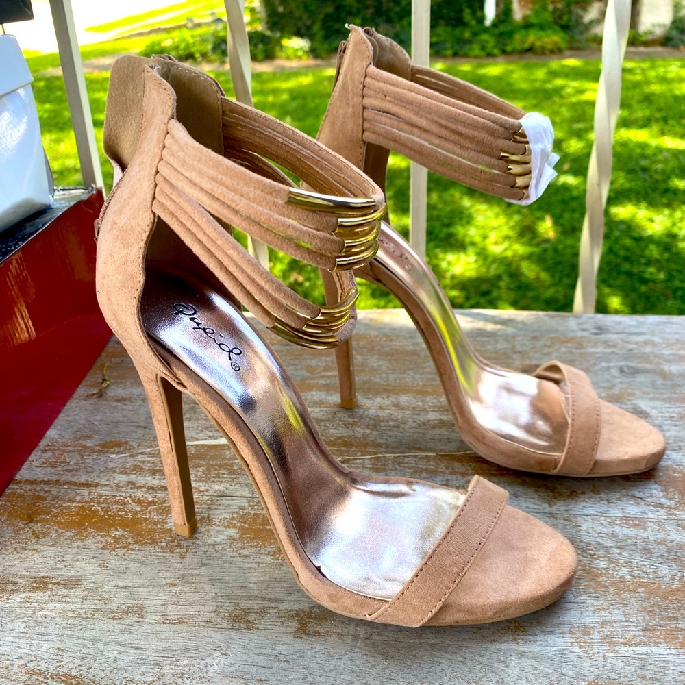 Qupid - ankle strap heels